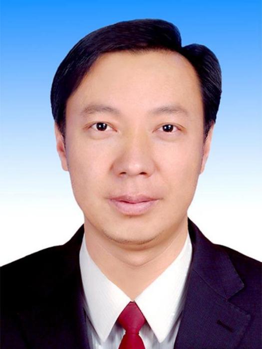 張青山(新疆維吾爾自治區巴音郭楞蒙古自治州且末縣黨委常委、常務副縣長) 張青山(新疆維吾爾自治區巴音郭楞蒙古自治州且末縣黨委常委、常務副縣長)