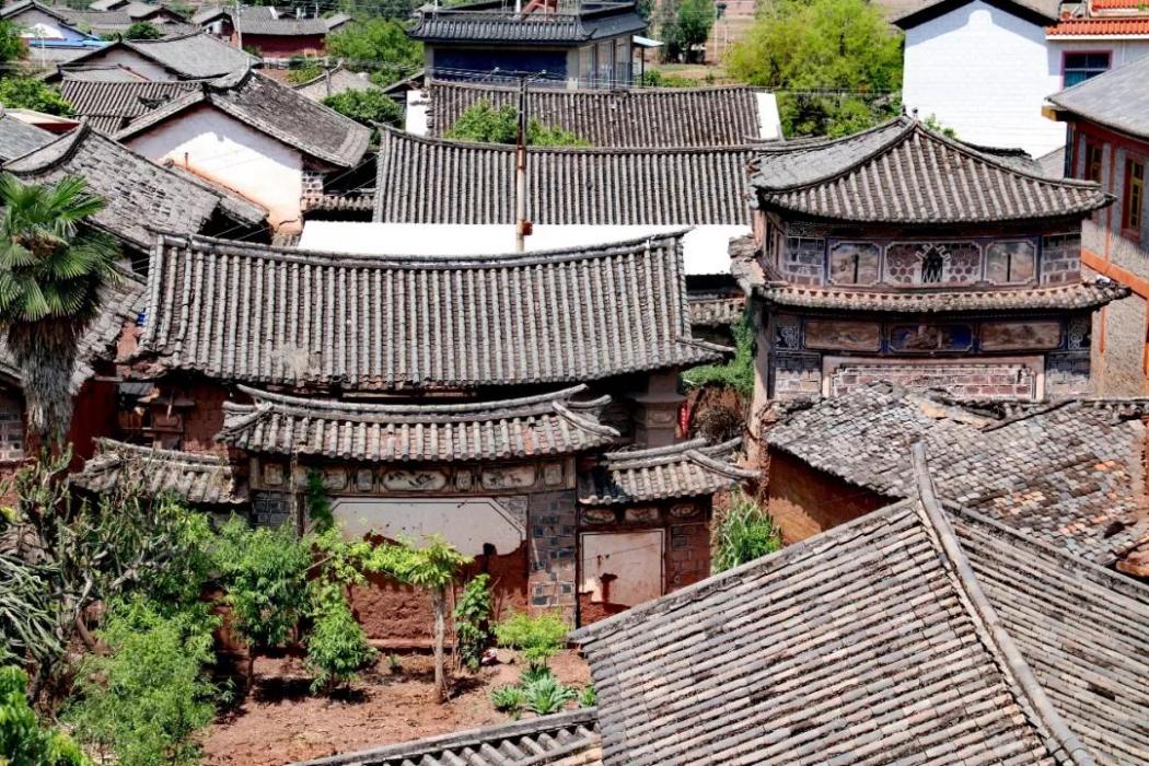何家大院(雲南麗江何家大院) 何家大院(雲南麗江何家大院)