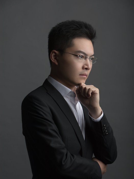 張涵碩(主持人) 張涵碩(主持人)