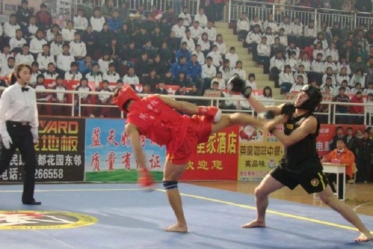 吳天闊 吳天闊