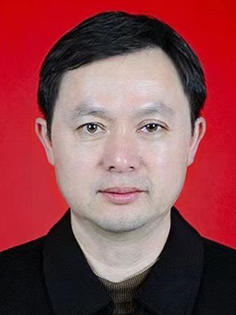 李明輝(湖南省常德市漢壽縣工業和信息化局黨組書記、局長) 李明輝(湖南省常德市漢壽縣工業和信息化局黨組書記、局長)