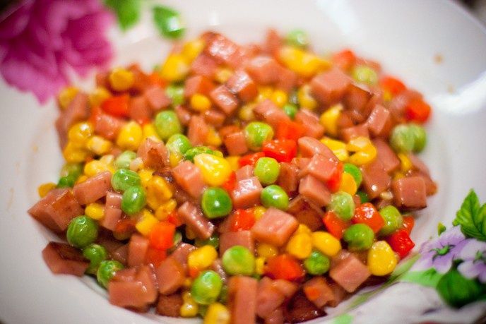 火腿炒蔬菜丁 火腿炒蔬菜丁