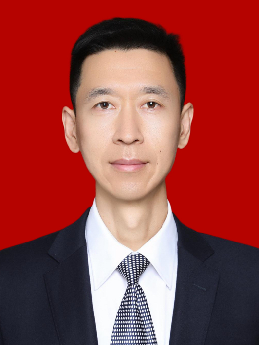 孫寶國(濰坊科技學院黨委委員、學工處處長) 孫寶國(濰坊科技學院黨委委員、學工處處長)