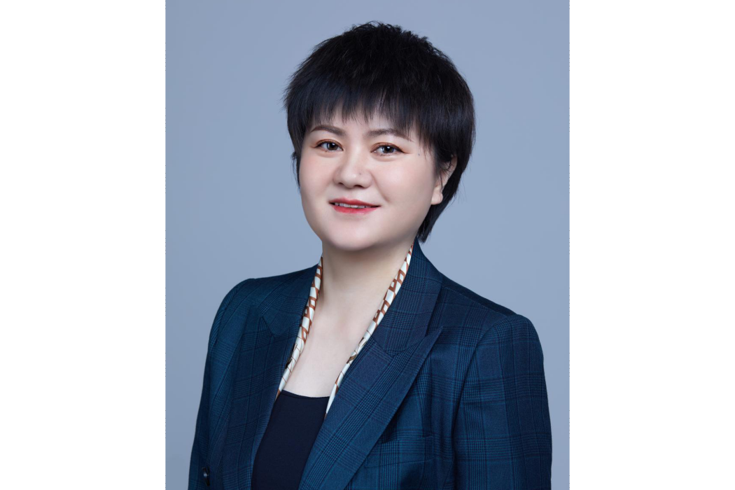 張烏日娜 張烏日娜
