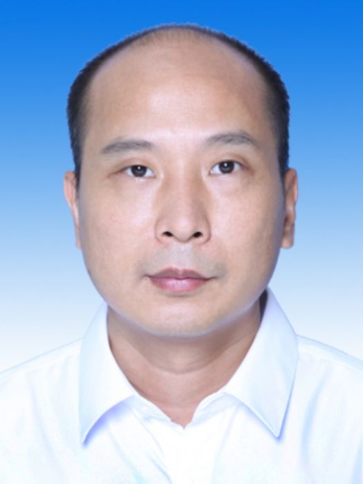陳偉鋒(台山市文化廣電旅遊體育局黨組成員、副局長) 陳偉鋒(台山市文化廣電旅遊體育局黨組成員、副局長)