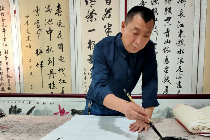 王治國(陝西書法藝術家) 王治國(陝西書法藝術家)