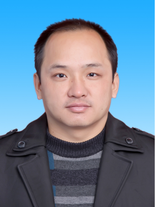 鄭偉(四川省眉山市審計局四級調研員) 鄭偉(四川省眉山市審計局四級調研員)