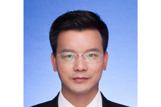 張江華(湖南省株洲市人民政府研究室主任) 張江華(湖南省株洲市人民政府研究室主任)