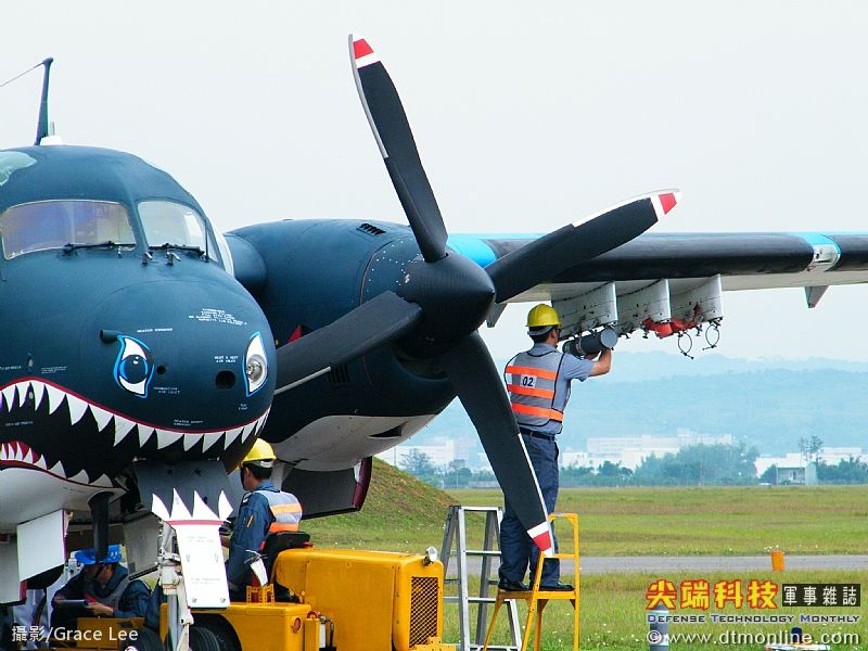 中國台灣S—2T“搜尋者”式反潛巡邏機