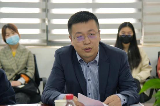 盛峰(中國證監會大連監管局黨委委員、副局長) 盛峰(中國證監會大連監管局黨委委員、副局長)