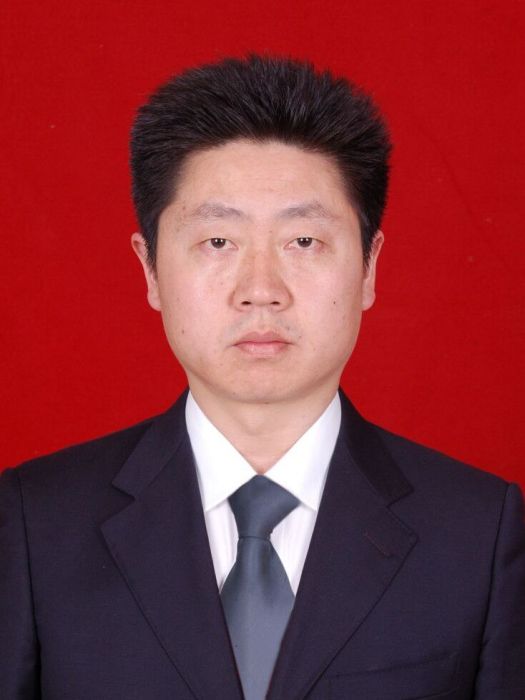 謝光明(重慶市雲陽縣交通局黨委委員、副局長) 謝光明(重慶市雲陽縣交通局黨委委員、副局長)