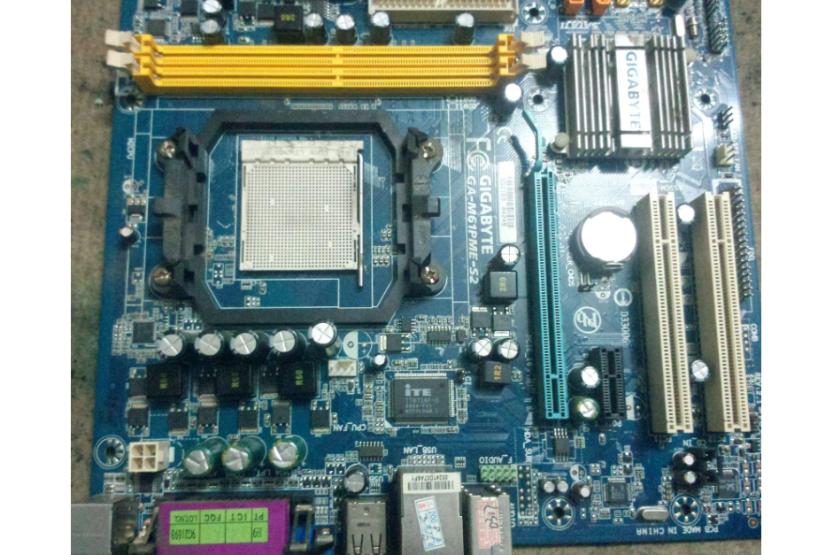 技嘉GA-M61PME-S2 技嘉GA-M61PME-S2