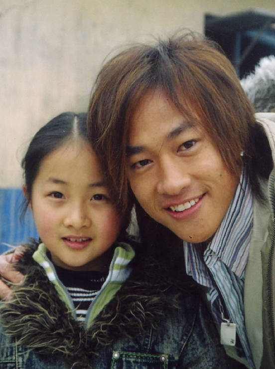 白屋之戀(2006年何潤東、袁泉主演電視劇)