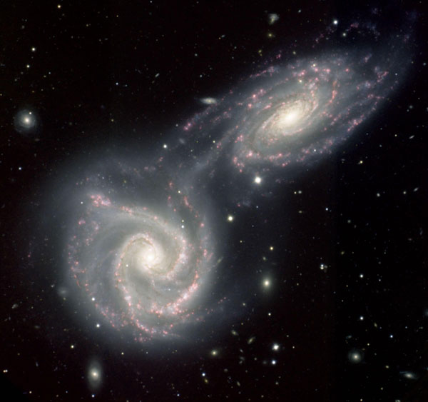 位於處女座的星系NGC 5426和NGC 5427
