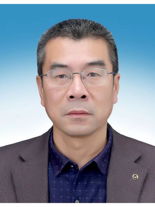 李凱(山東省鄒平市教育教學業務指導中心副主任) 李凱(山東省鄒平市教育教學業務指導中心副主任)