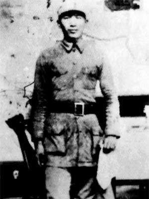 王培臣(中國人民解放軍濟南軍區正師級幹部、老紅軍) 王培臣(中國人民解放軍濟南軍區正師級幹部、老紅軍)