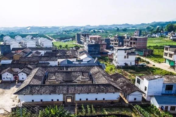 圳下村(江西省尋烏縣吉潭鎮下轄行政村) 圳下村(江西省尋烏縣吉潭鎮下轄行政村)