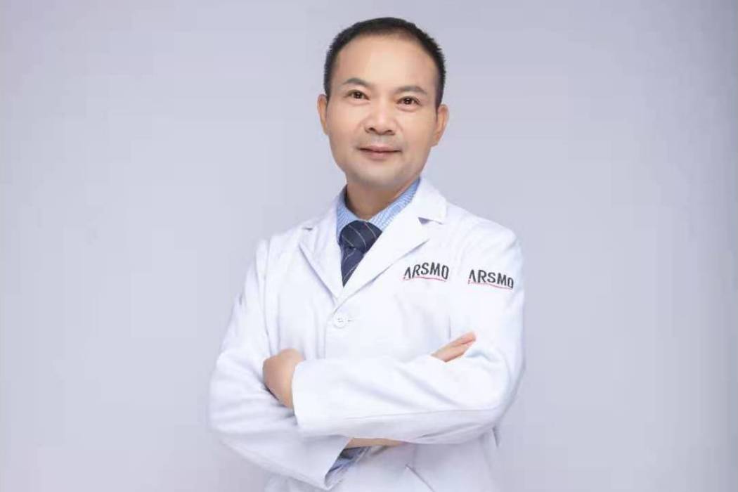 劉光(南京華韓奇致美容醫院執業醫師) 劉光(南京華韓奇致美容醫院執業醫師)