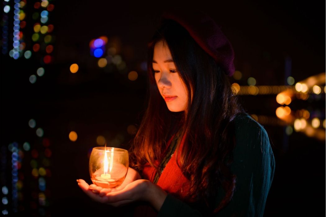夜燭(音頻廣播電台-夜燭FM-夜燭品牌) 夜燭(音頻廣播電台-夜燭FM-夜燭品牌)