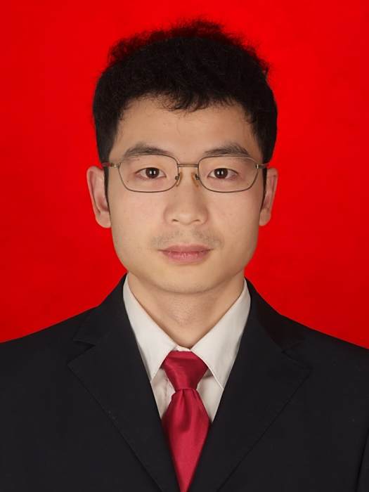 李超(四川省眉山市彭山區氣象局黨組書記、局長)