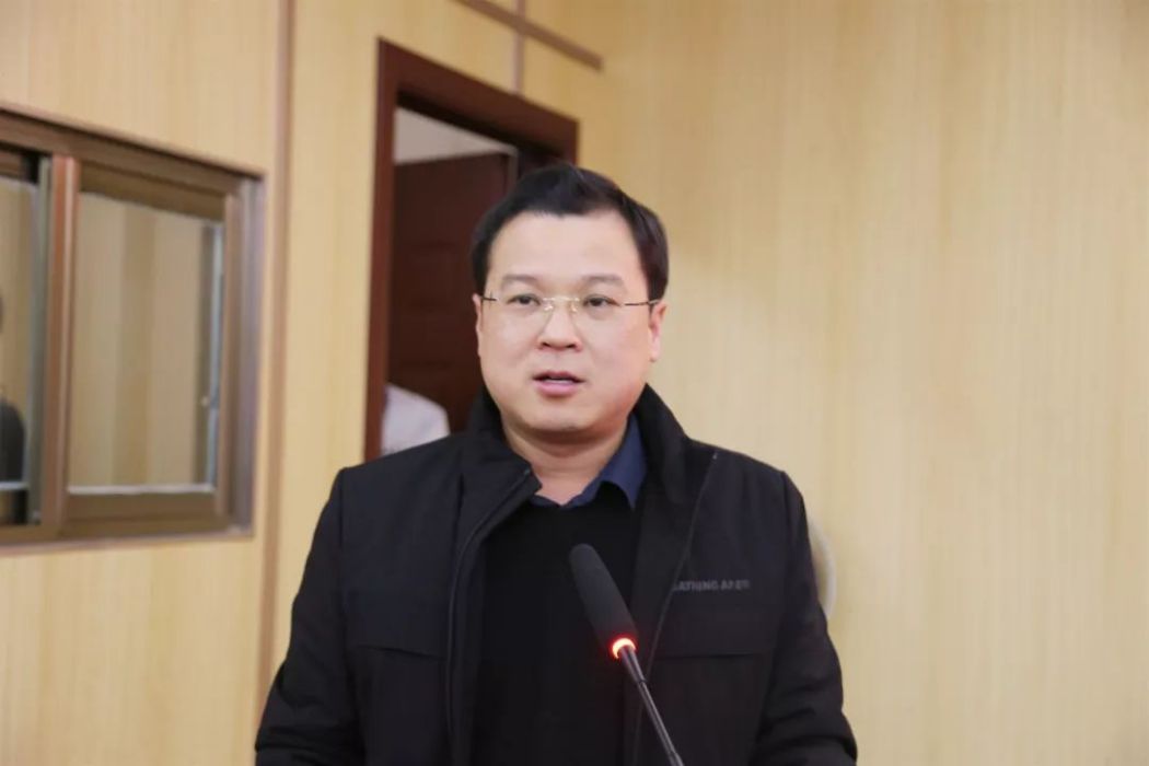 易軍(江西省萍鄉市蘆溪縣新泉鄉黨委書記) 易軍(江西省萍鄉市蘆溪縣新泉鄉黨委書記)
