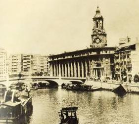 1924年年底建成的上海郵政大廈
