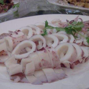 白灼鮮魷 白灼鮮魷