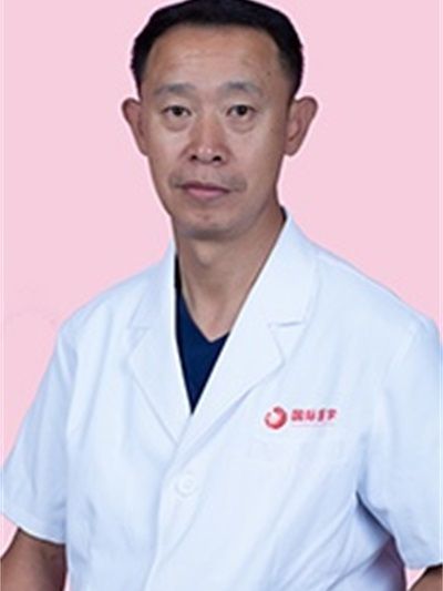 王治國(西安國際醫學中心醫院神經外科一病區主任) 王治國(西安國際醫學中心醫院神經外科一病區主任)