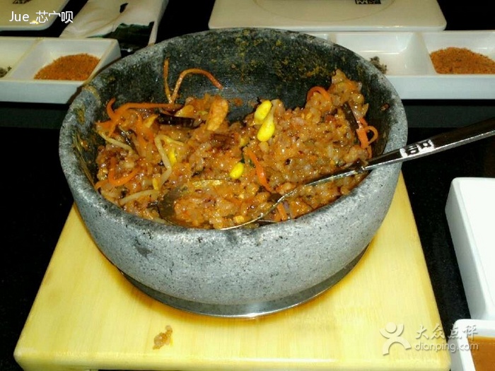 牛肉石鍋拌飯