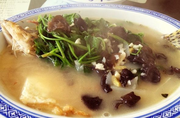 鱖魚菠菜湯