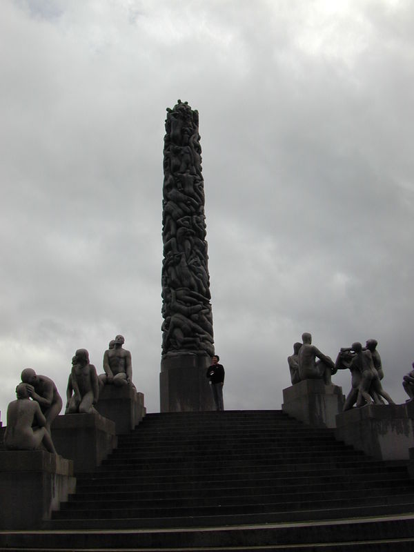 奧斯陸雕塑公園的生命之柱