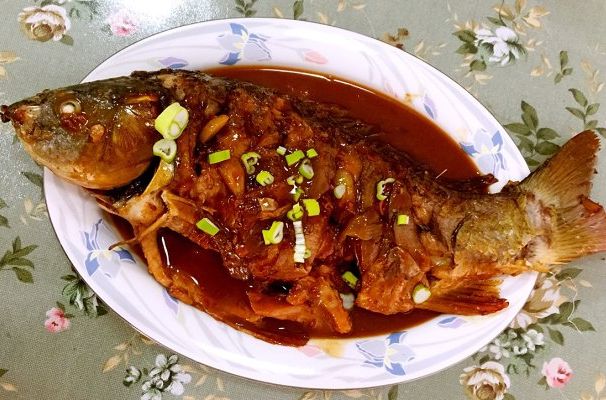 腐竹燜鯉魚 腐竹燜鯉魚