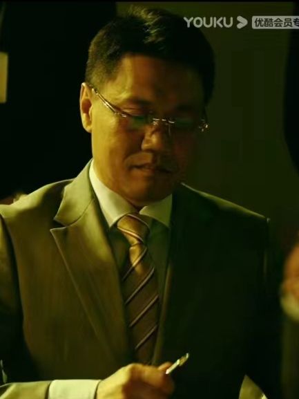 高進(犯罪警匪電影《堅如磐石》中的角色) 高進(犯罪警匪電影《堅如磐石》中的角色)