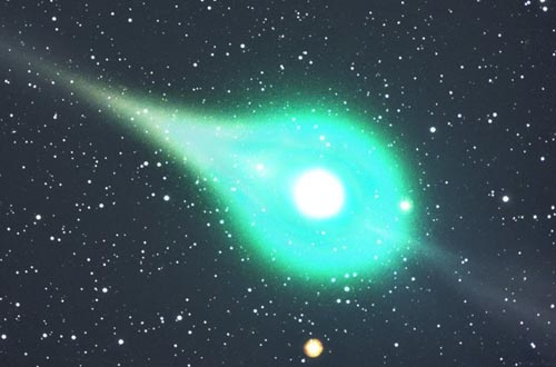 09年2月23日美國亞利桑那州出現的鹿林彗星