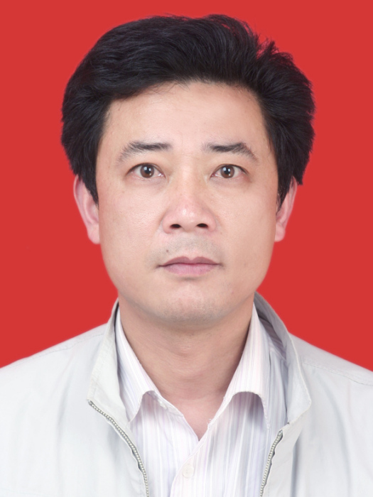 朱峰(鄂州市商務局黨組成員、副局長) 朱峰(鄂州市商務局黨組成員、副局長)