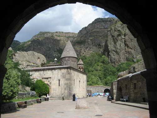 格加爾德修道院和上阿扎特山谷