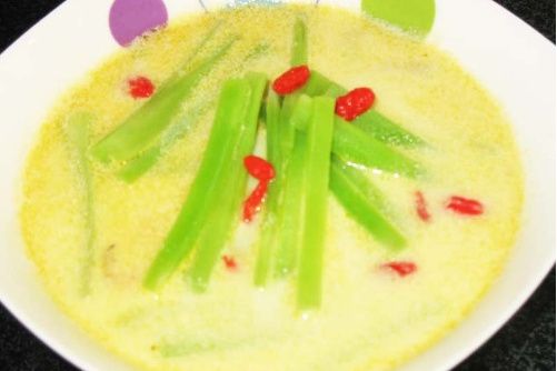 豆漿萵筍湯 豆漿萵筍湯