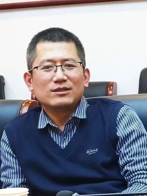 吳永強(中國作家協會會員,詩人) 吳永強(中國作家協會會員,詩人)