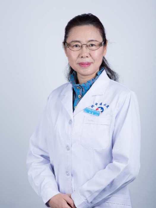 何萍(北京中醫藥大學第三附屬醫院主任醫師) 何萍(北京中醫藥大學第三附屬醫院主任醫師)