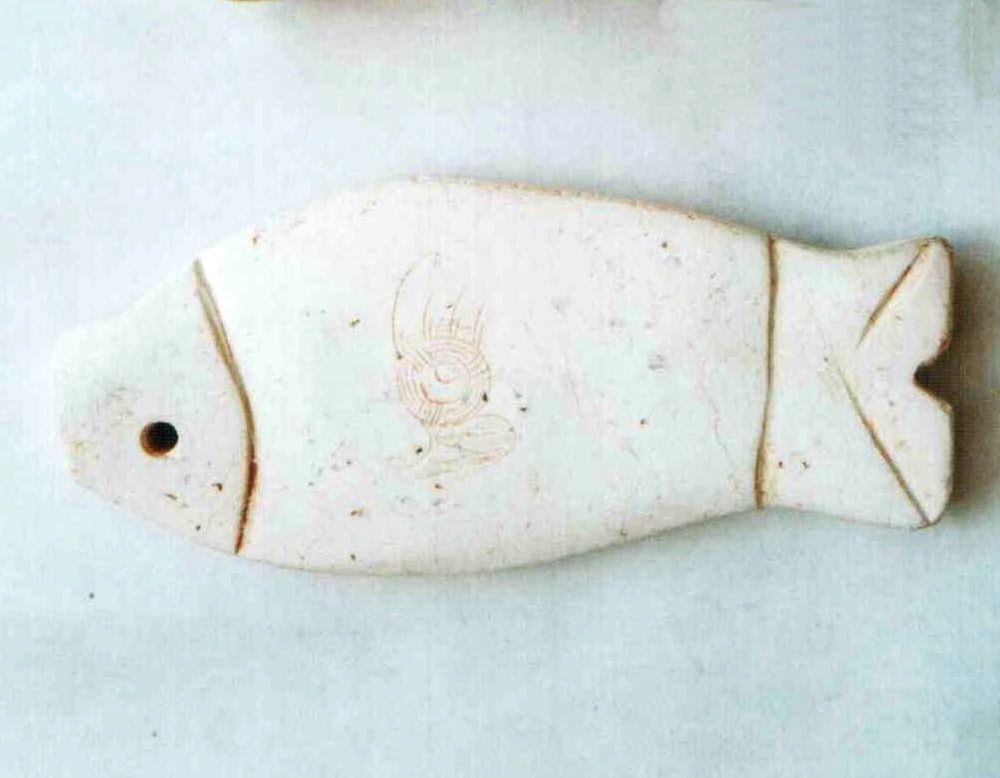 良渚石魚