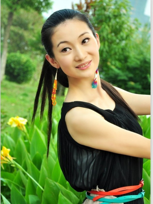 謝思琴(黃梅戲演員) 謝思琴(黃梅戲演員)