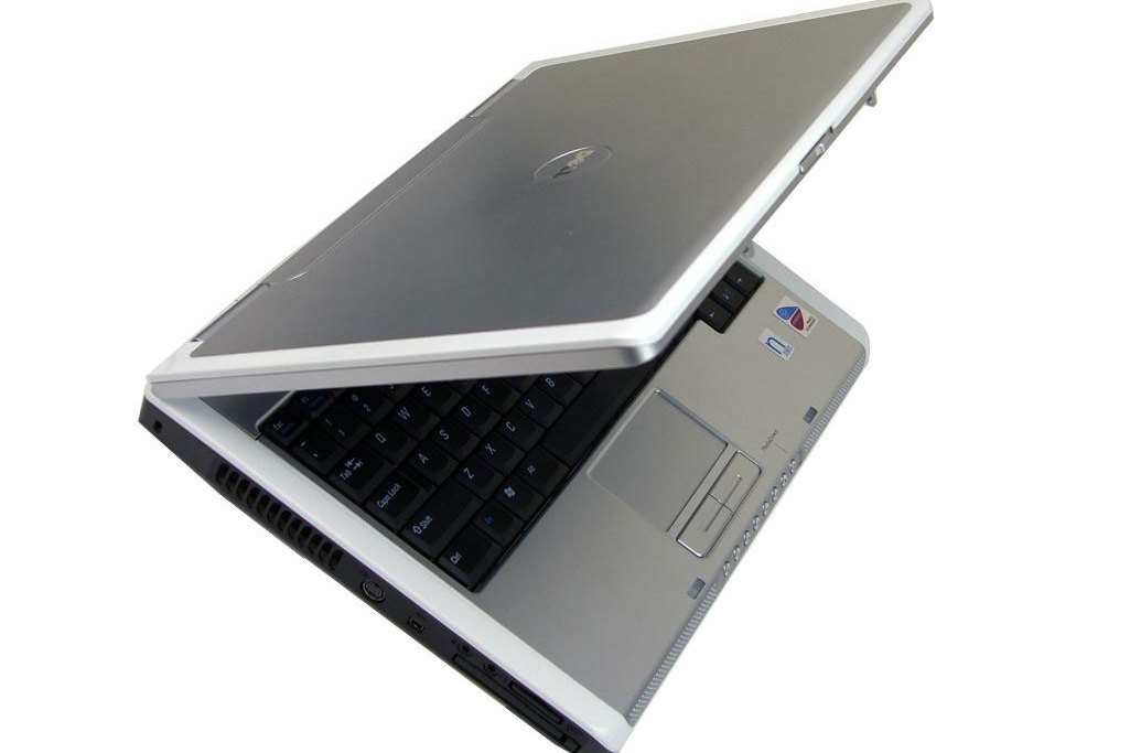戴爾Inspiron 630M-n(N510406) 戴爾Inspiron 630M-n(N510406)