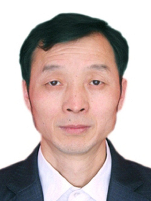 馬朝全(四川興事發門窗有限責任公司組裝車間小組長) 馬朝全(四川興事發門窗有限責任公司組裝車間小組長)