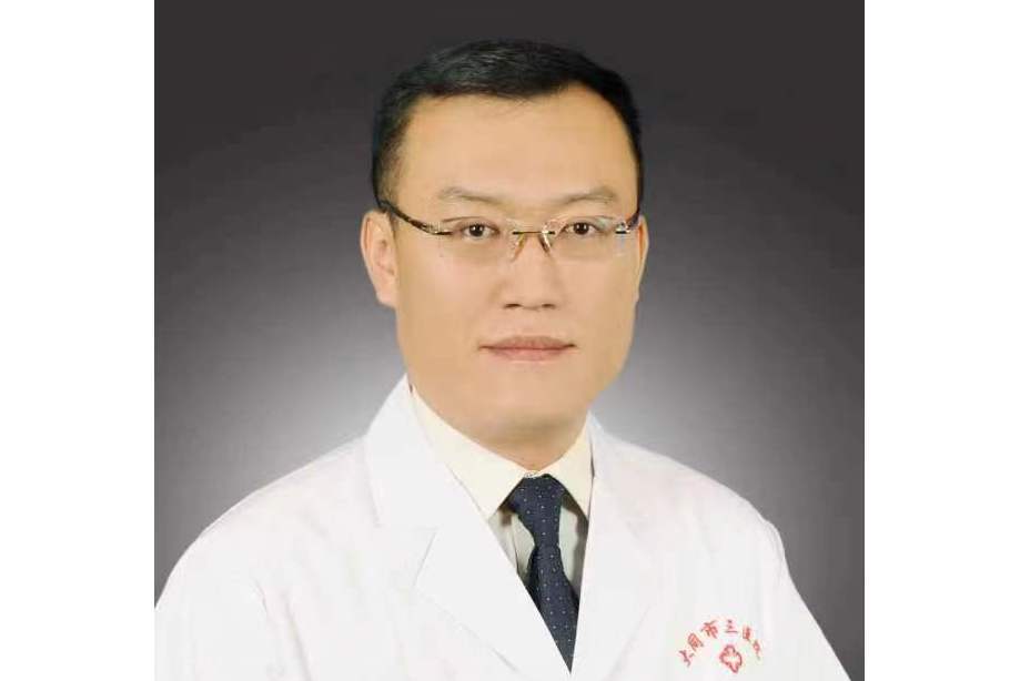 樊飛(大同市第三人民醫院骨科副主任醫師) 樊飛(大同市第三人民醫院骨科副主任醫師)