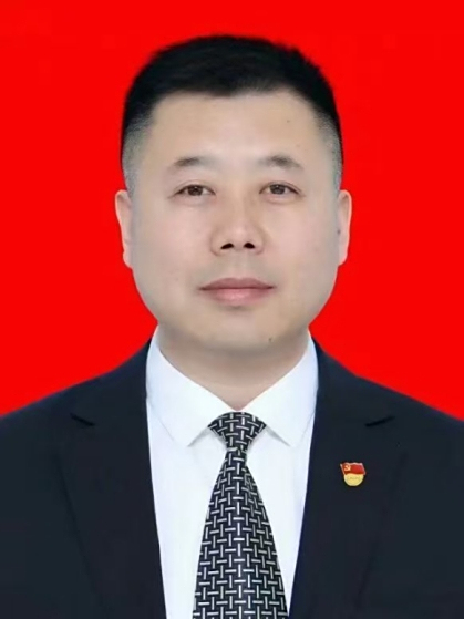 史志勇(吉林省四平市衛生健康委員會黨組成員、紀委市監委駐市衛生健康委員會紀檢監察組組長、四級高級監察官) 史志勇(吉林省四平市衛生健康委員會黨組成員、紀委市監委駐市衛生健康委員會紀檢監察組組長、四級高級監察官)