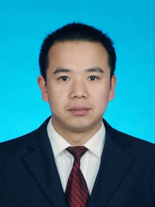 張向春 張向春