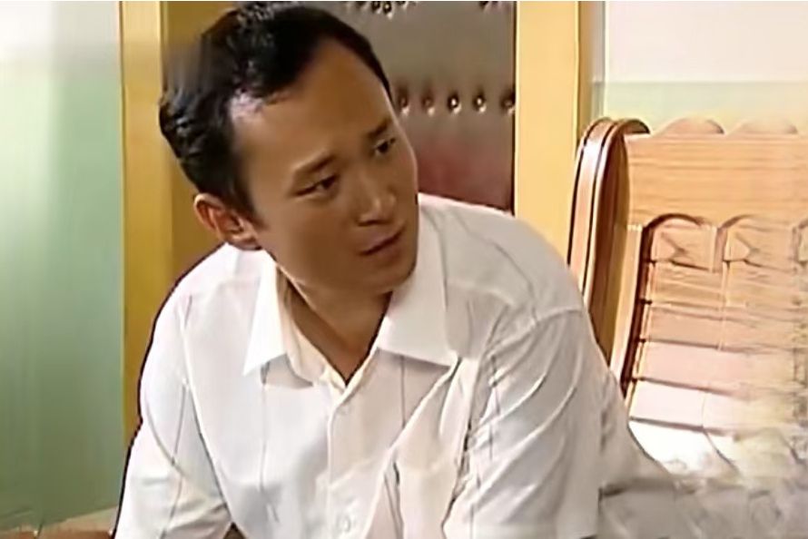 青山(農村題材劇《喜耕田的故事》中的角色) 青山(農村題材劇《喜耕田的故事》中的角色)
