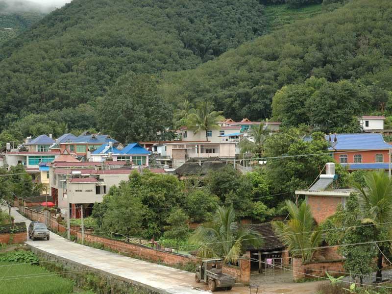 曼賀回村 曼賀回村