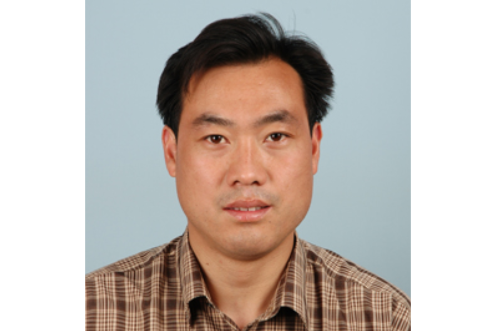 陳雪波(河南大學學術副校長、河南大學化學科學部主任) 陳雪波(河南大學學術副校長、河南大學化學科學部主任)