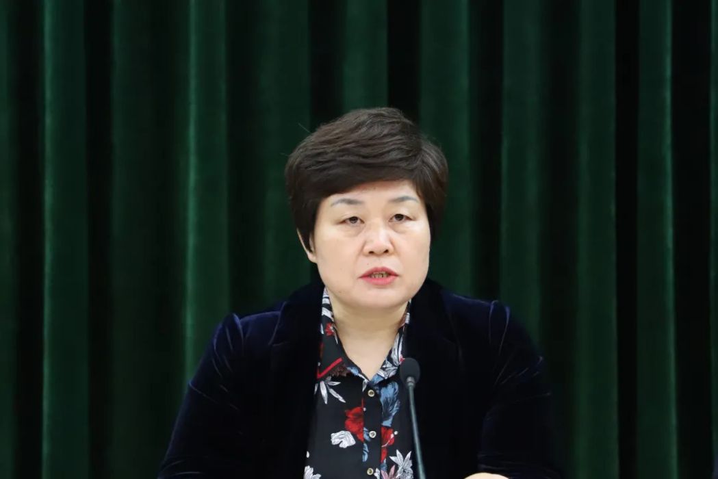 王雪玲(山東省諸城市人大常委會副主任) 王雪玲(山東省諸城市人大常委會副主任)